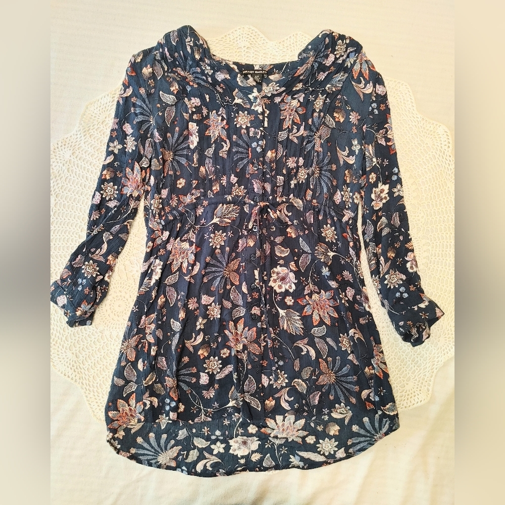 HILARY RADLEY Floral Button Down Tunic 100% Rayon Size Small